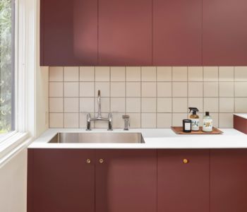 FENIX Rosso Jaipur Laundry Room