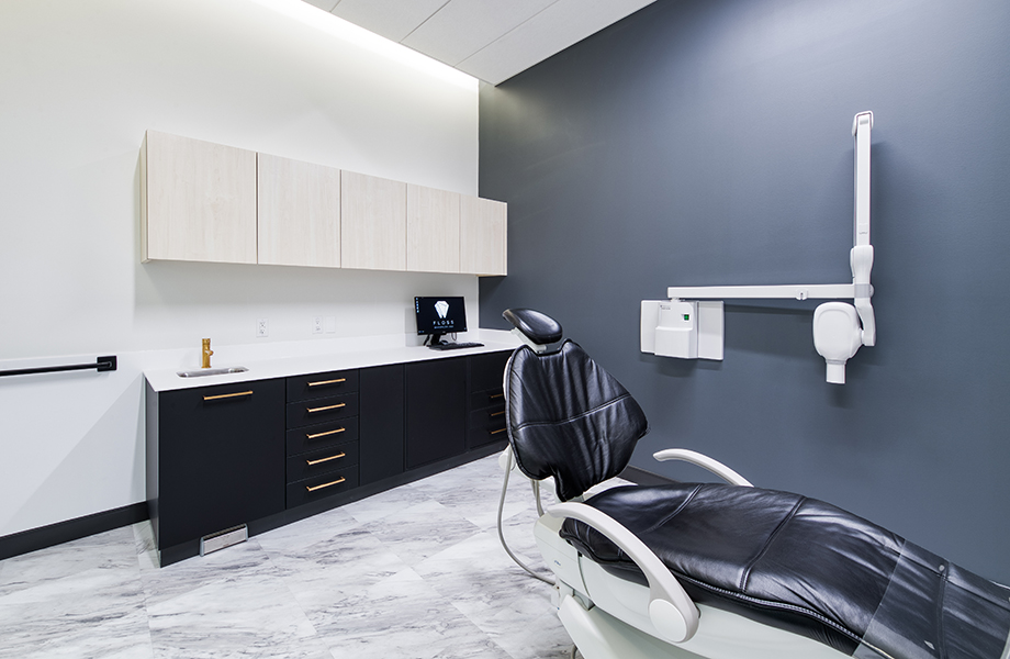 Le Floss Dentistry par Bold Interior Design Inc.
