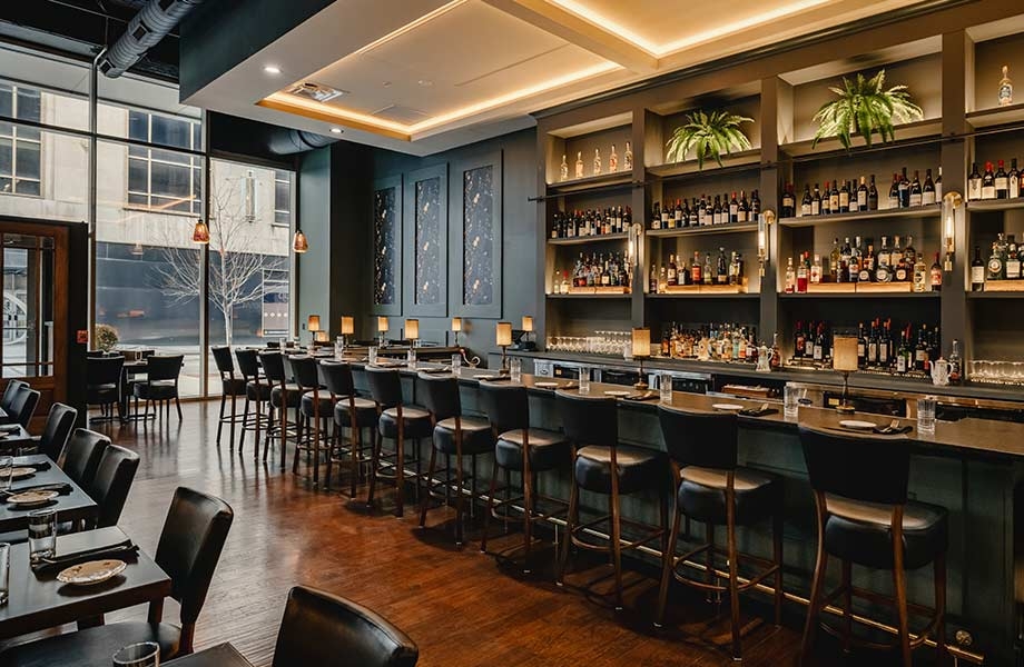 FENIX NTM® J0750 Verde Comodoro au restaurant Marigold