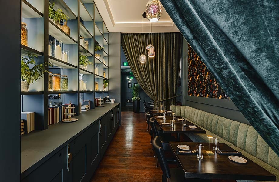 FENIX NTM® J0750 Verde Comodoro au restaurant Marigold